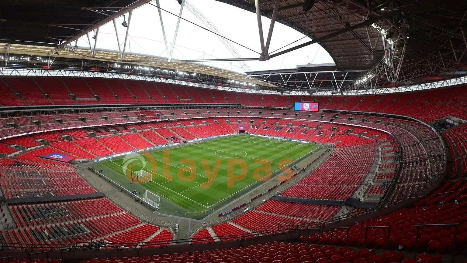 Sân vân động lớn nhất thế giới - Wembley
